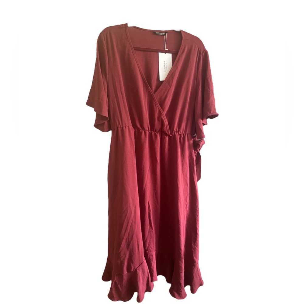 Bloomchic || NWT || Ruffle Midi Dress w/ Tie Belt